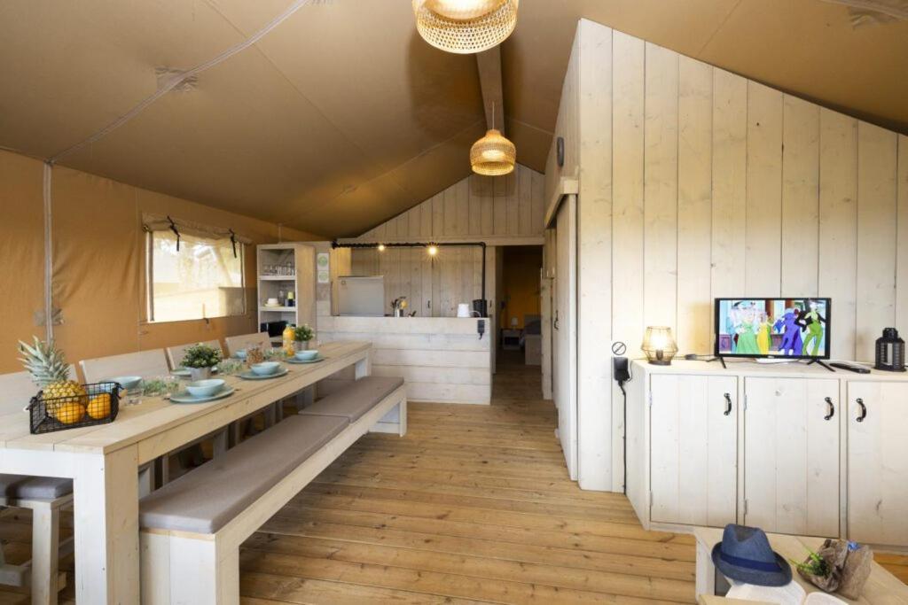 Camping Ushuaia Villages Au Bois Joli Andryes Extérieur photo